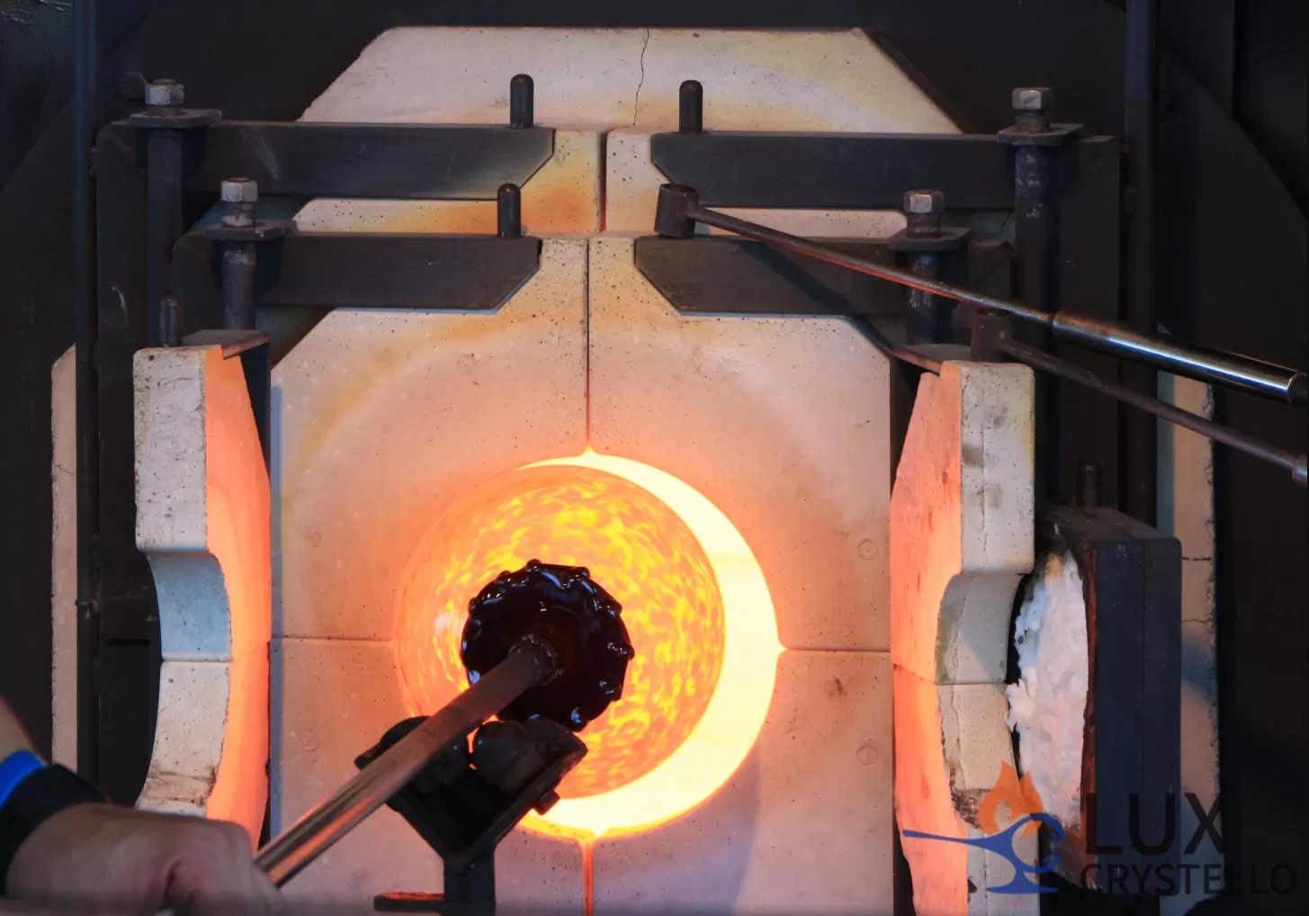 lead glass forming temperature lead glass forming temperature